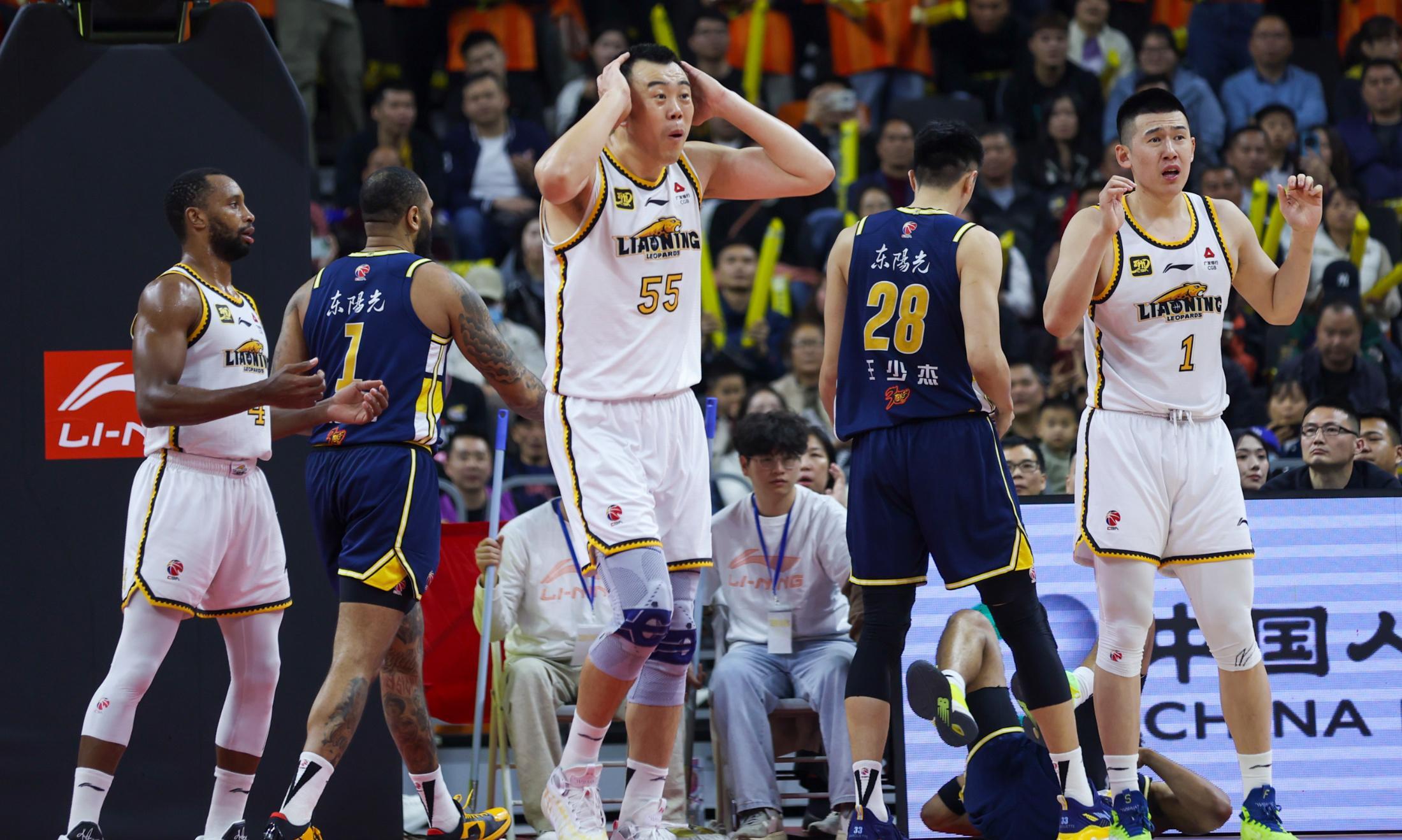 九游体育下载-辽宁本钢止住颓势备战全明星赛深圳男篮防线松动备战NBA常规赛，今晚主帅复盘引欢呼直接炸裂